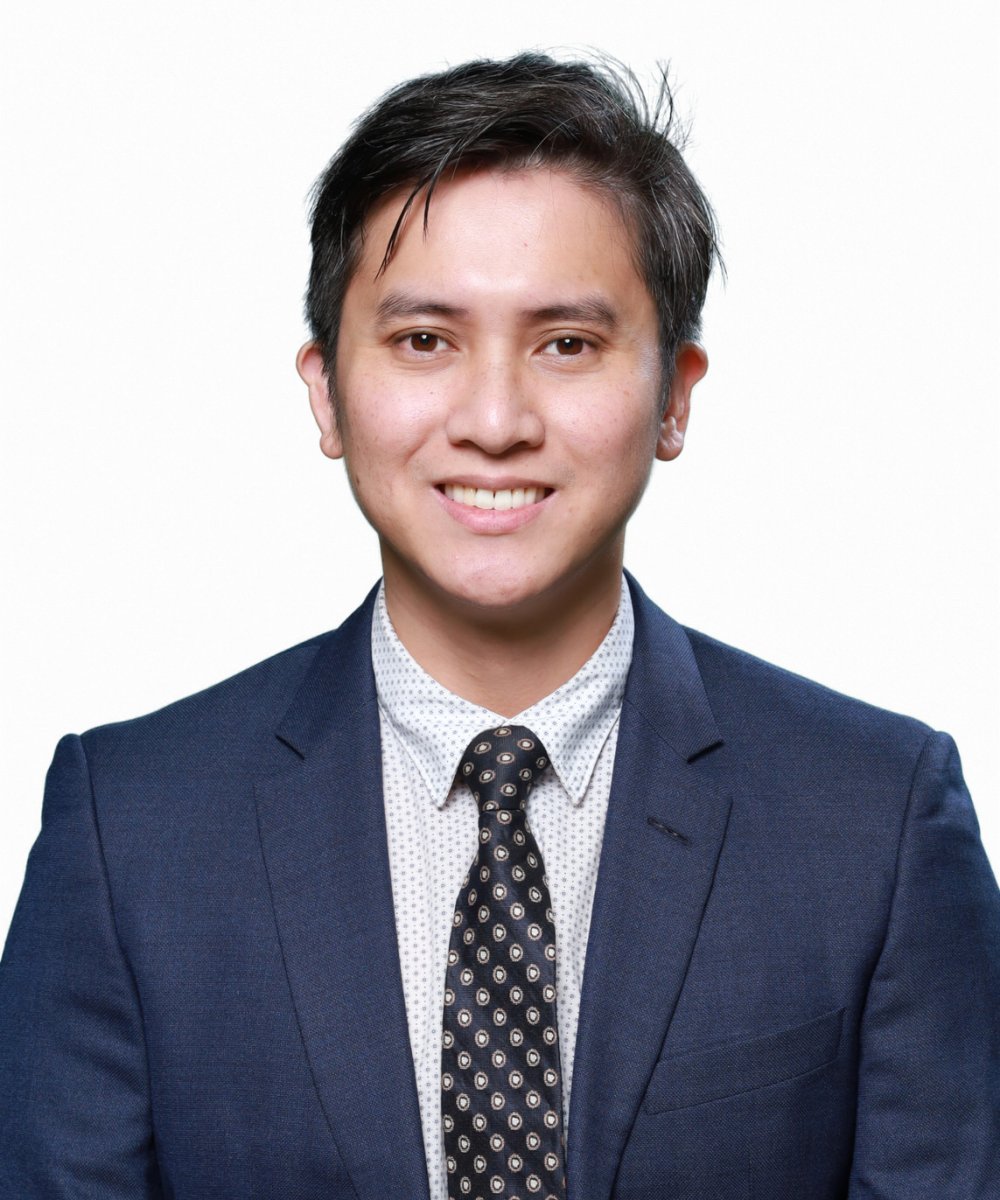 Larry Huynh - Dean of Students MS