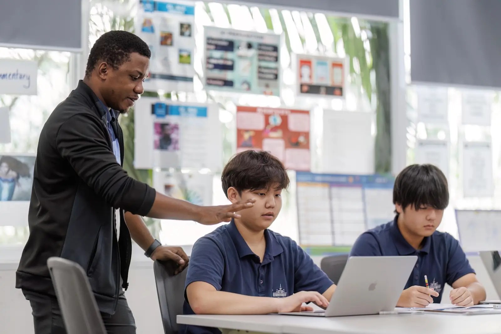 Chương trình Tú tài Quốc tế bậc dưới đại học (Diploma Programme - DP)