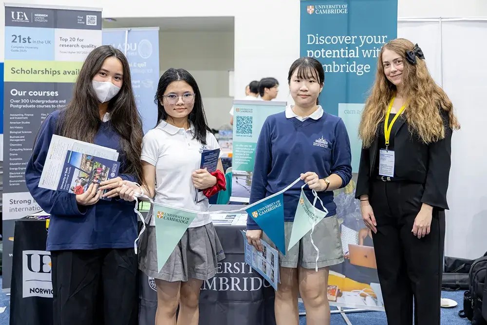 Real-World Exposure Through University Visits