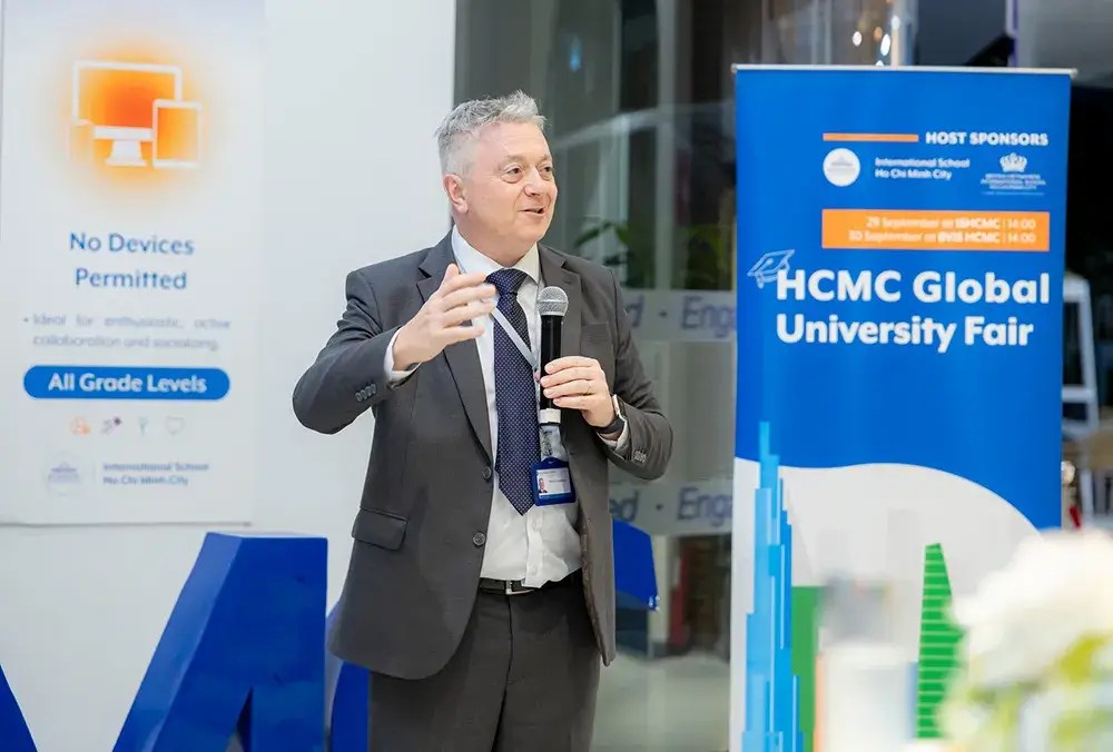 The Junior Project: A Signature ISHCMC Experience