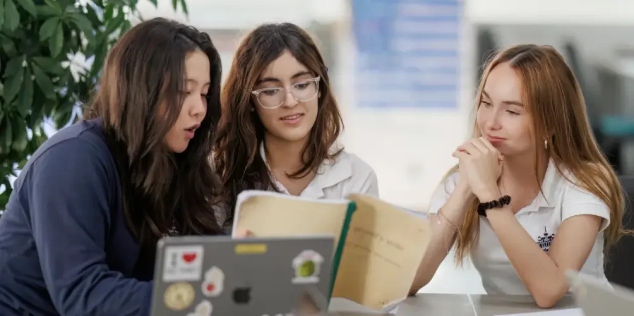 So Sánh Kỹ Năng Mềm Và Kỹ Năng Cứng: Lợi Ích đối với trẻ