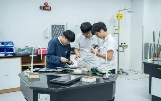 Tư Duy Sáng Tạo Là Gì? 8 Cách Để Cải Thiện