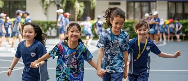 Nên Chọn Chương Trình Quốc Tế Hay Chương Trình Song Ngữ?