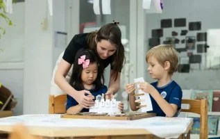Montessori hay IB tại Việt Nam: So Sánh Chi Tiết & Gợi Ý Cho Phụ Huynh