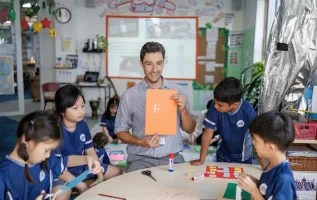 EQ Và IQ Là Gì – Và Vì Sao Trẻ Cần Nhiều Hơn Một Chỉ Số Thông Minh