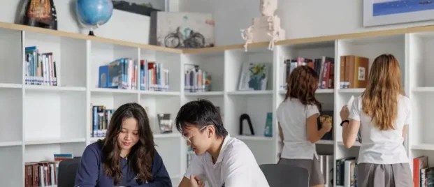 Hoạt động trải nghiệm lớp 8 giúp học sinh phát triển toàn diện