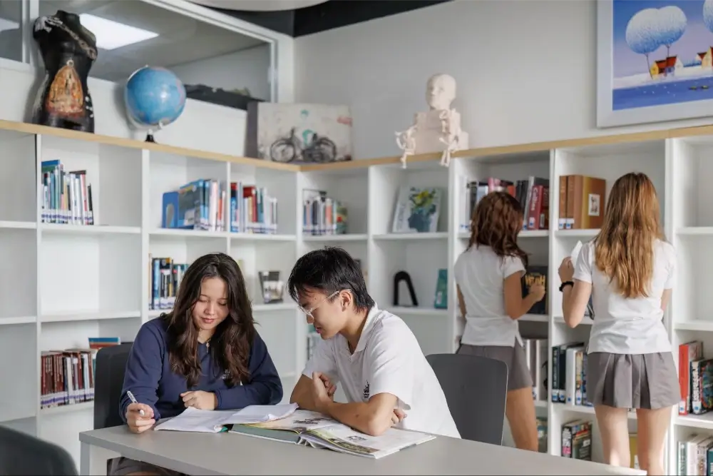 Hoạt động trải nghiệm lớp 8 giúp học sinh phát triển toàn diện