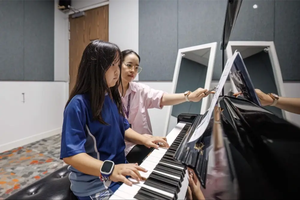 How arts and clubs help students discover their personal identity