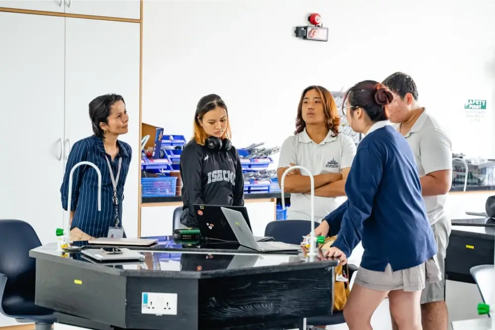 How Does World Religions Help Students in Global Citizenship and Learning?