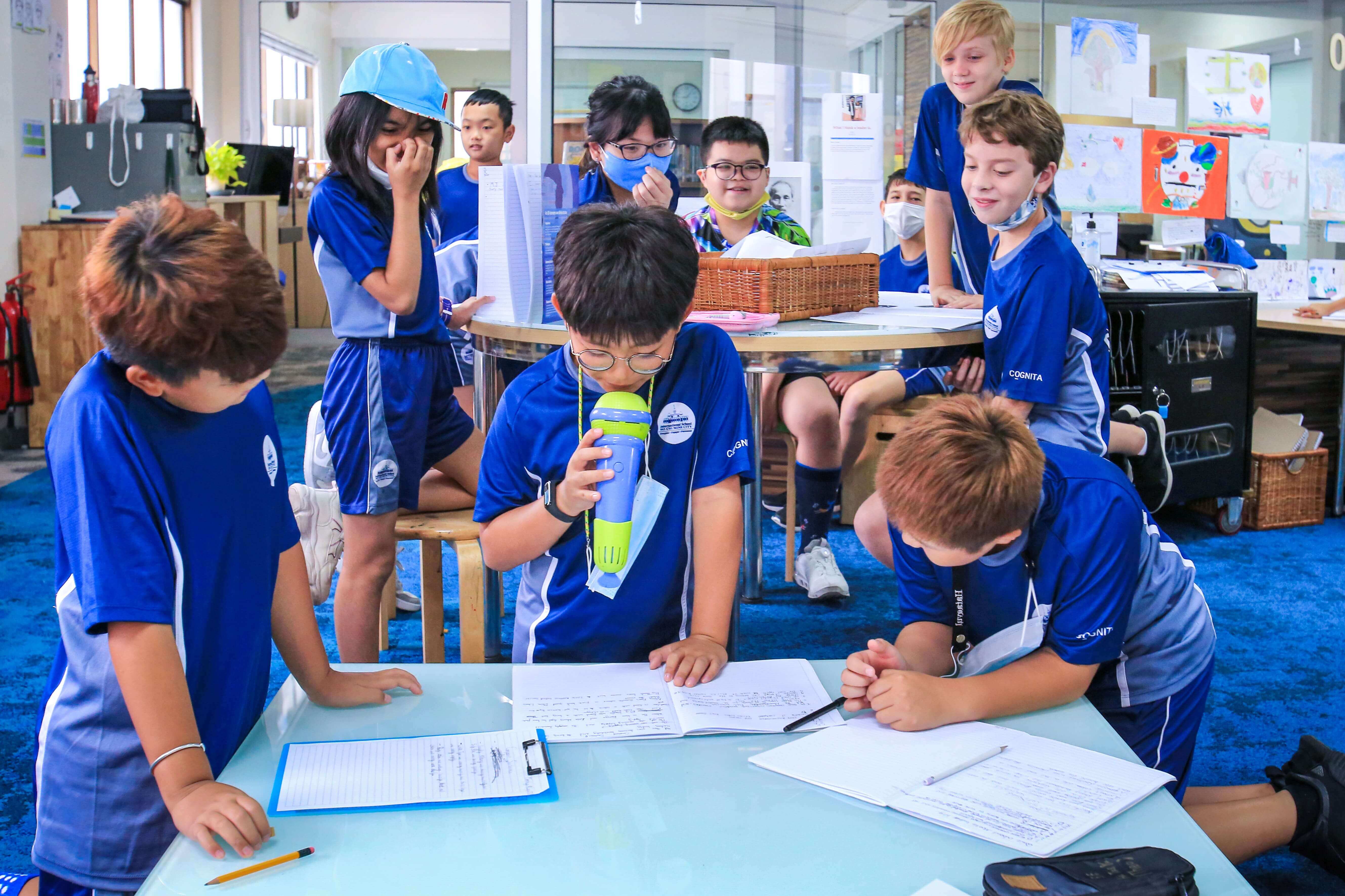 ISHCMC students study in the classroom