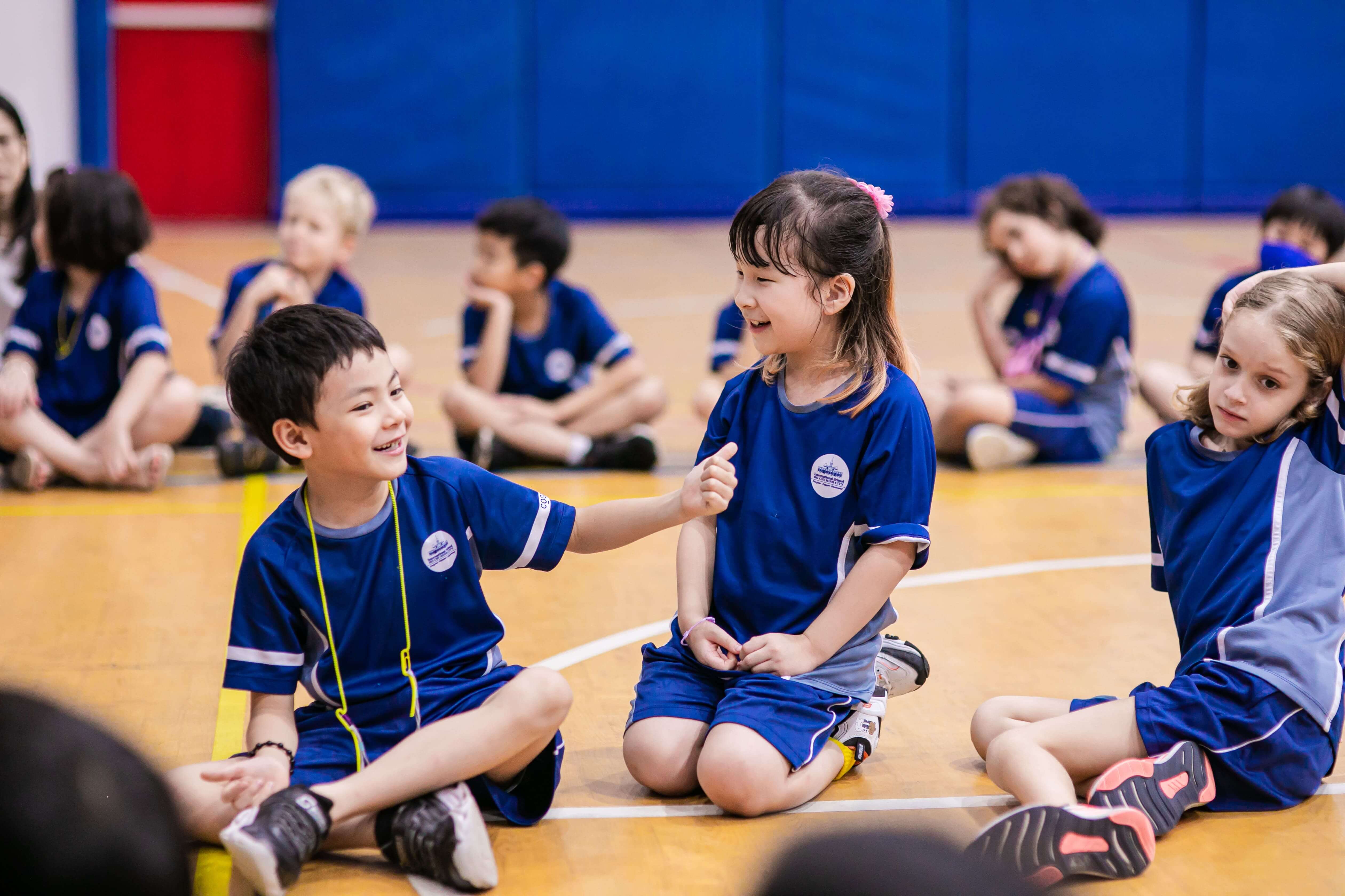 What is an international school?