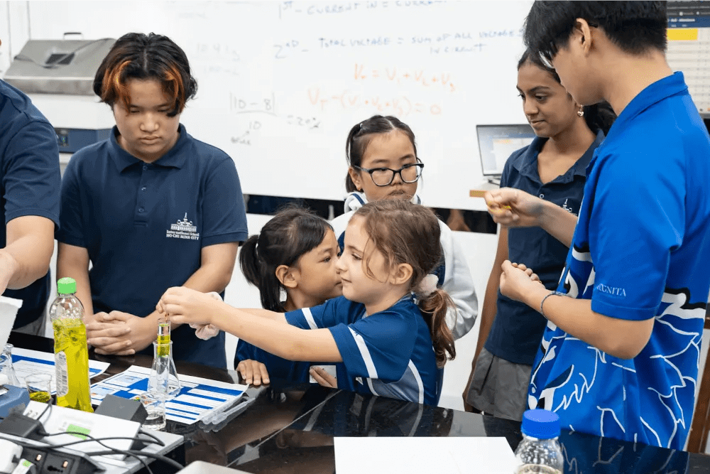 Exposure to STEM in Early Primary Age at ISHCMC!