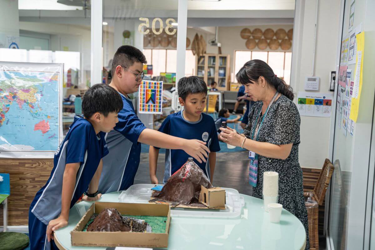 What Is Personalized Learning? Components, Benefits & Examples